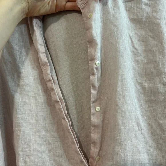 0039 Italy Women's Soft Pink Button Down Shirt - Picture 3 of 7